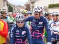 Pierre et Pierre sont sur un vlo.