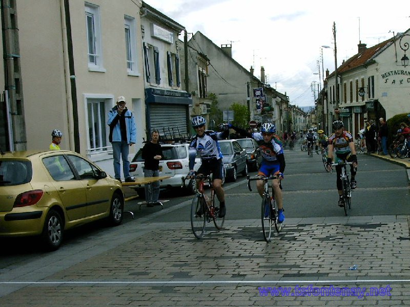 Arrive des 3,  la Lemond Hinault