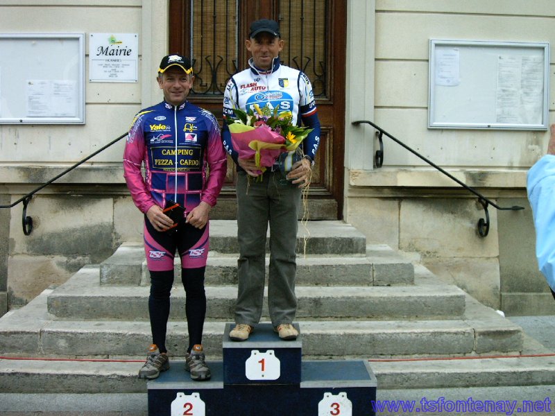 Podium 1res